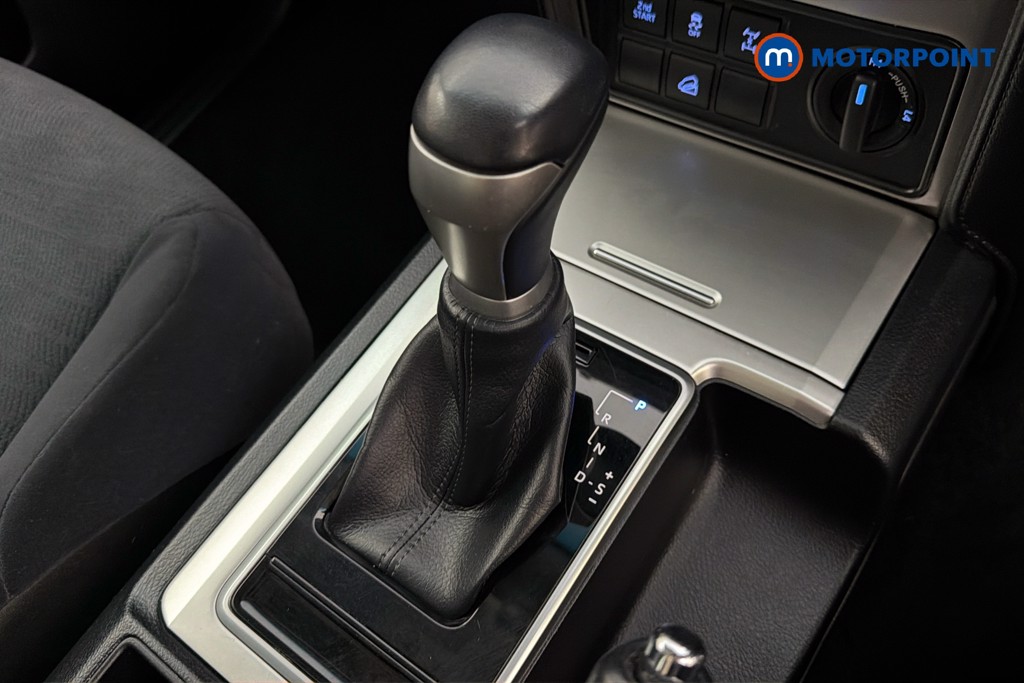 Toyota Land Cruiser Active Automatic Diesel SUV - Stock Number (1669626) - 15th supplementary image