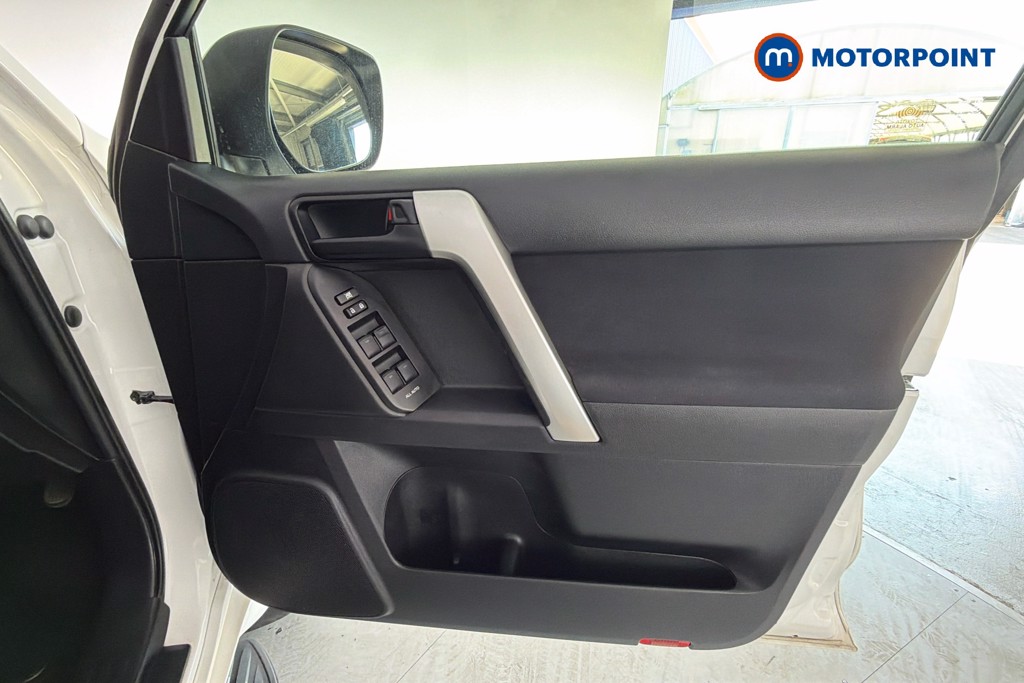 Toyota Land Cruiser Active Automatic Diesel SUV - Stock Number (1669626) - 19th supplementary image