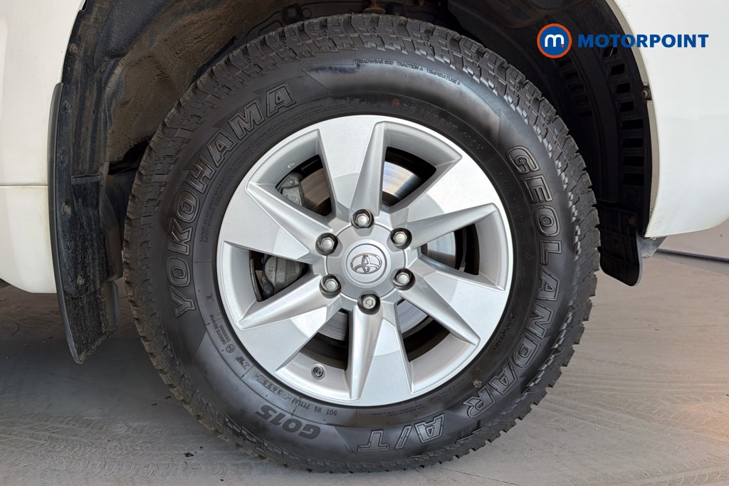 Toyota Land Cruiser Active Automatic Diesel SUV - Stock Number (1669626) - 50th supplementary image