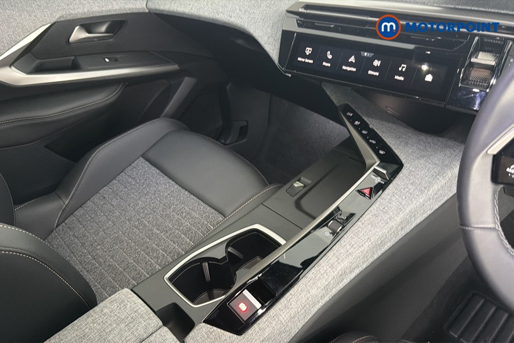 Peugeot 5008 Allure Premium Automatic Petrol SUV - Stock Number (1669656) - 15th supplementary image