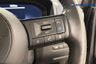 Nissan Qashqai Tekna Automatic Petrol-Electric Hybrid SUV - Stock Number (1669768) - 3rd supplementary image