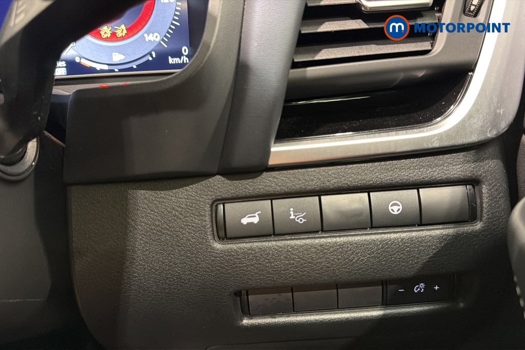 Nissan Qashqai Tekna Automatic Petrol-Electric Hybrid SUV - Stock Number (1669768) - 11th supplementary image