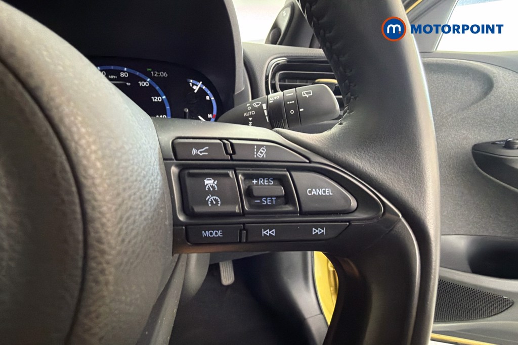Toyota Yaris Cross Premiere Edition Automatic Petrol-Electric Hybrid Estate - Stock Number (1669841) - 4th supplementary image
