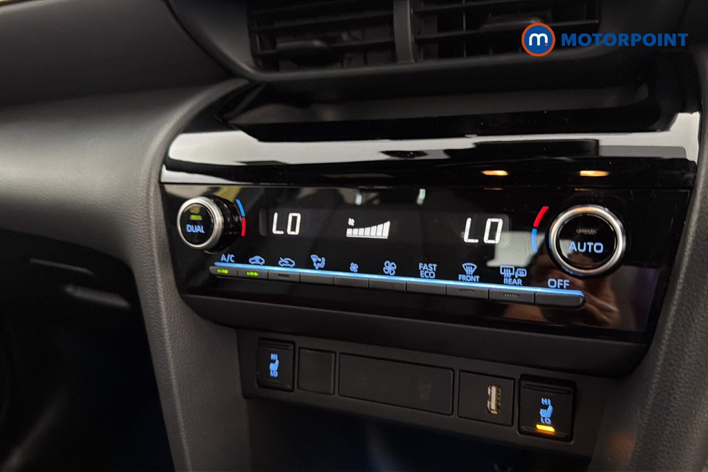 Toyota Yaris Cross Premiere Edition Automatic Petrol-Electric Hybrid Estate - Stock Number (1669841) - 12th supplementary image