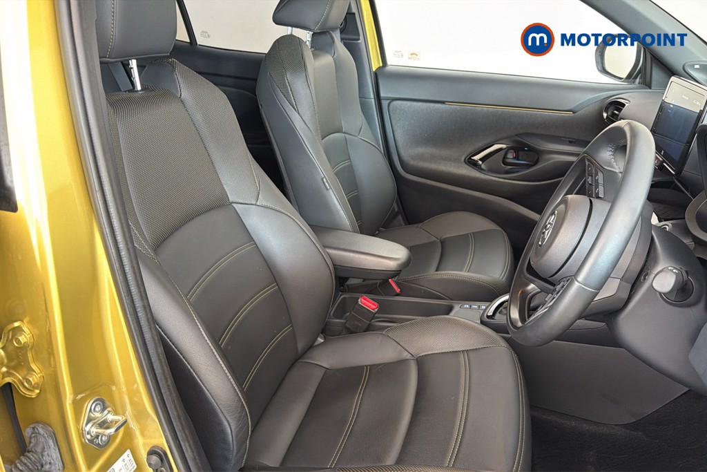 Toyota Yaris Cross Premiere Edition Automatic Petrol-Electric Hybrid Estate - Stock Number (1669841) - 22nd supplementary image