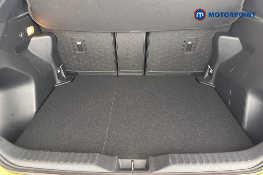 Toyota Yaris Cross Premiere Edition Automatic Petrol-Electric Hybrid Estate - Stock Number (1669841) - 33rd supplementary image