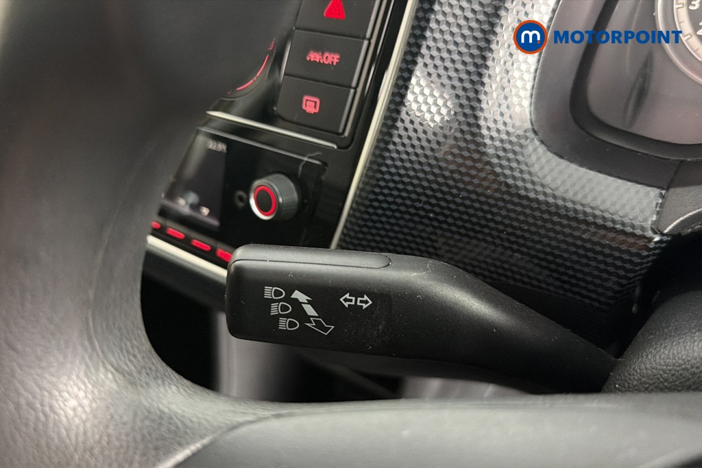Volkswagen UP Black Edition Manual Petrol Hatchback - Stock Number (1670003) - 5th supplementary image