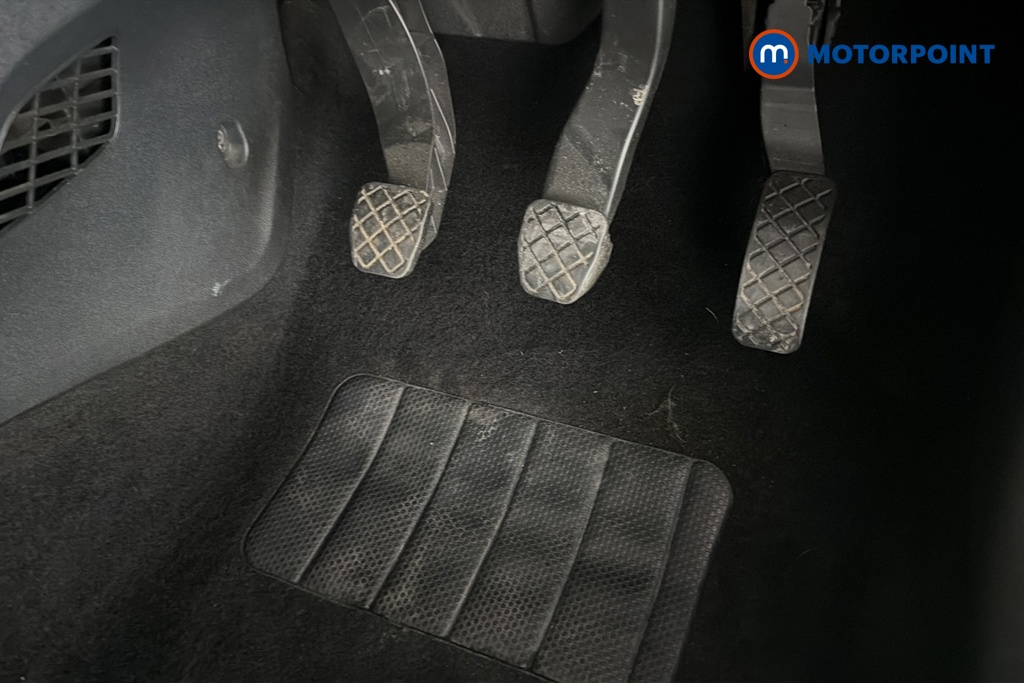 Volkswagen UP Black Edition Manual Petrol Hatchback - Stock Number (1670003) - 24th supplementary image