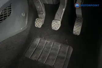 Volkswagen UP Black Edition Manual Petrol Hatchback - Stock Number (1670003) - 24th supplementary image