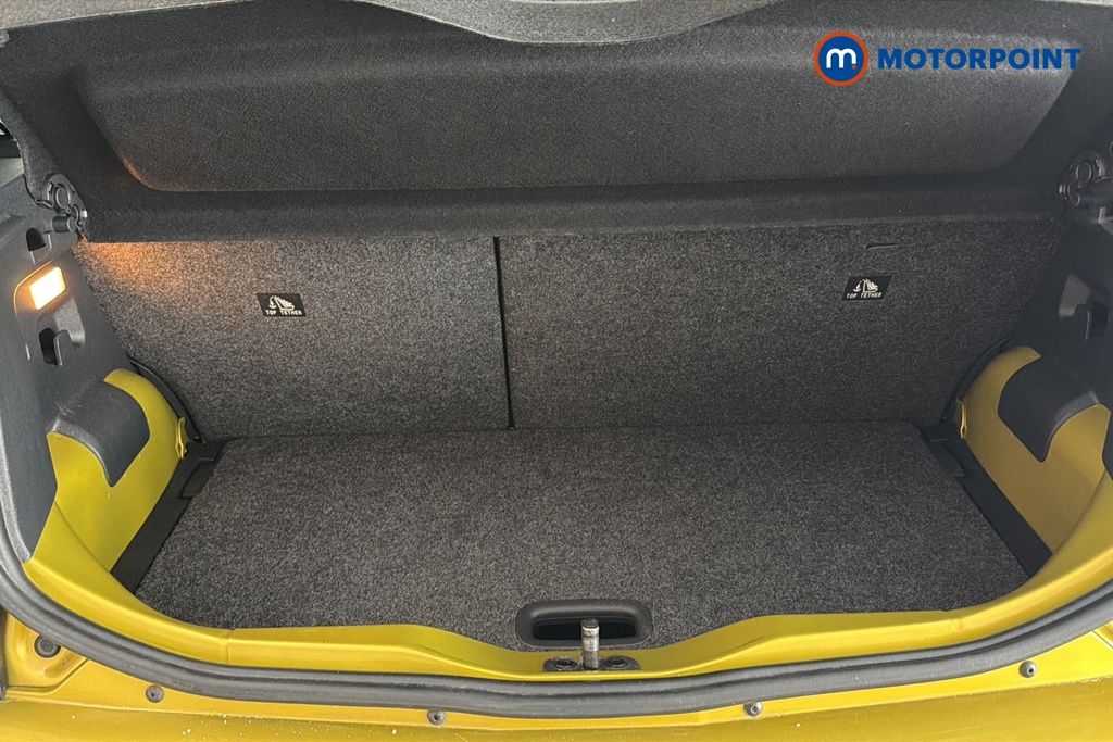 Volkswagen UP Black Edition Manual Petrol Hatchback - Stock Number (1670003) - 30th supplementary image