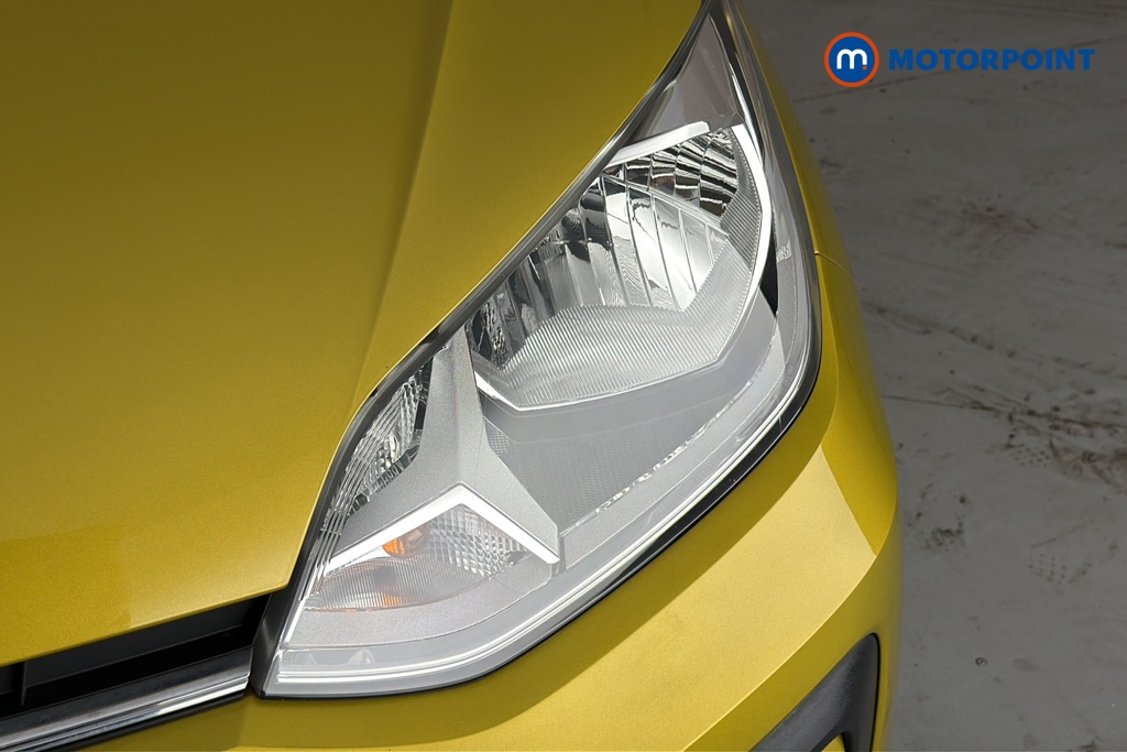 Volkswagen UP Black Edition Manual Petrol Hatchback - Stock Number (1670003) - 42nd supplementary image