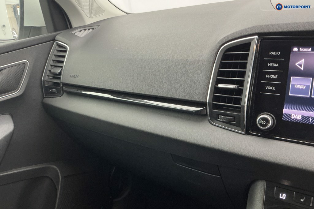 Skoda Karoq Se L Automatic Petrol SUV - Stock Number (1670036) - 17th supplementary image