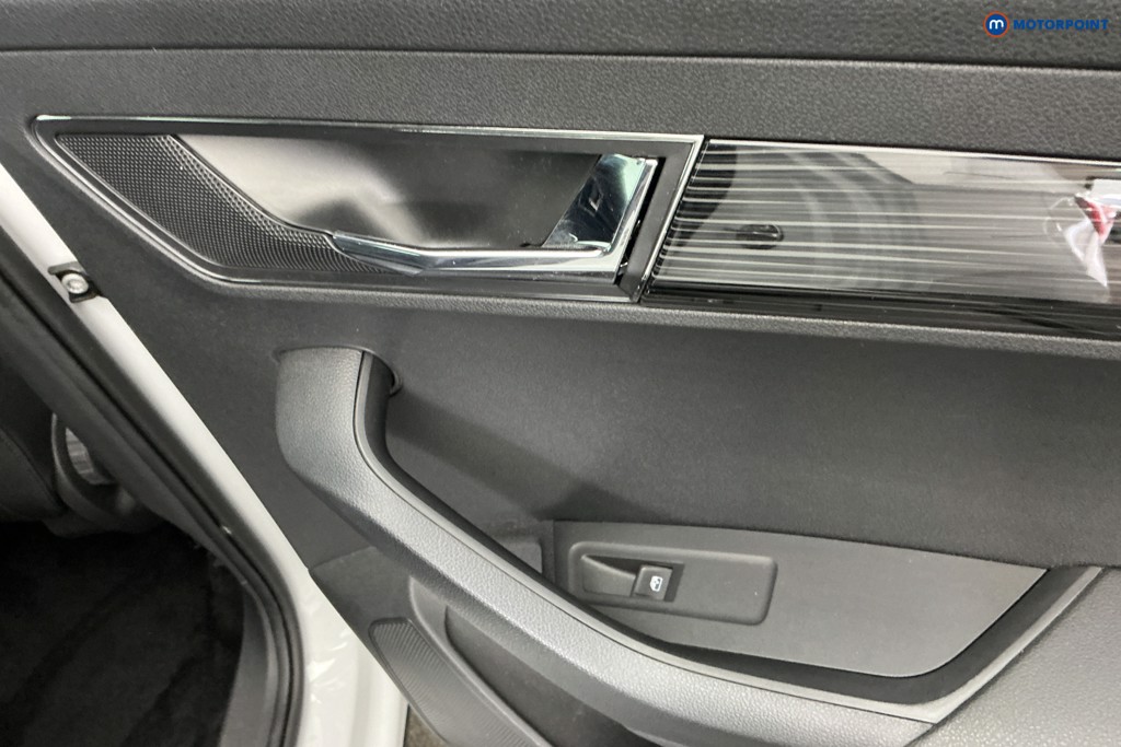 Skoda Karoq Se L Automatic Petrol SUV - Stock Number (1670036) - 26th supplementary image
