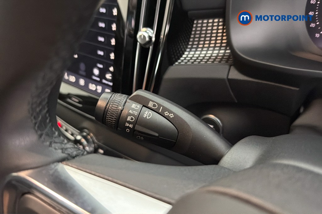 Volvo Xc40 Plus Automatic Petrol SUV - Stock Number (1670113) - 6th supplementary image