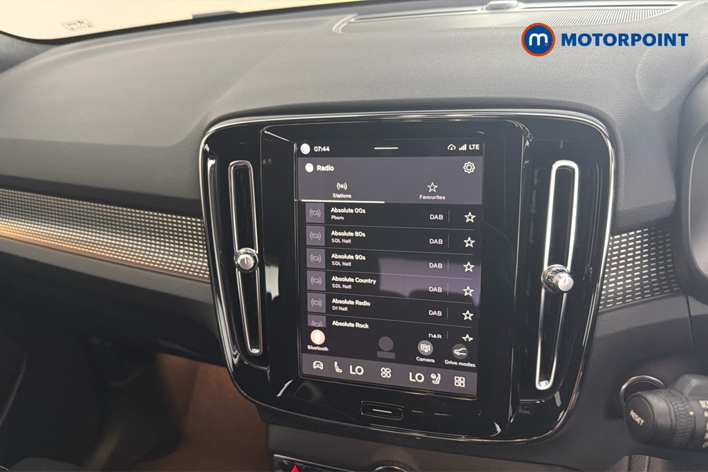 Volvo Xc40 Plus Automatic Petrol SUV - Stock Number (1670113) - 9th supplementary image