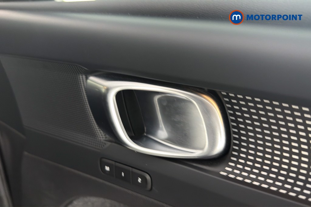 Volvo Xc40 Plus Automatic Petrol SUV - Stock Number (1670113) - 42nd supplementary image