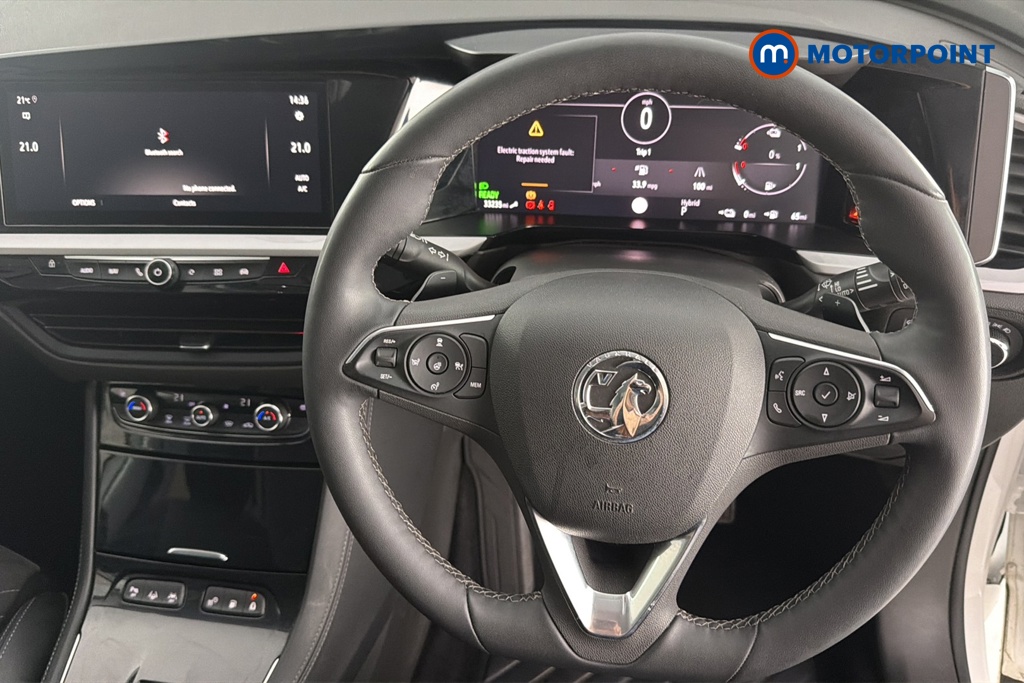 Vauxhall Grandland Ultimate Automatic Petrol Plug-In Hybrid SUV - Stock Number (1661855) - 2nd supplementary image