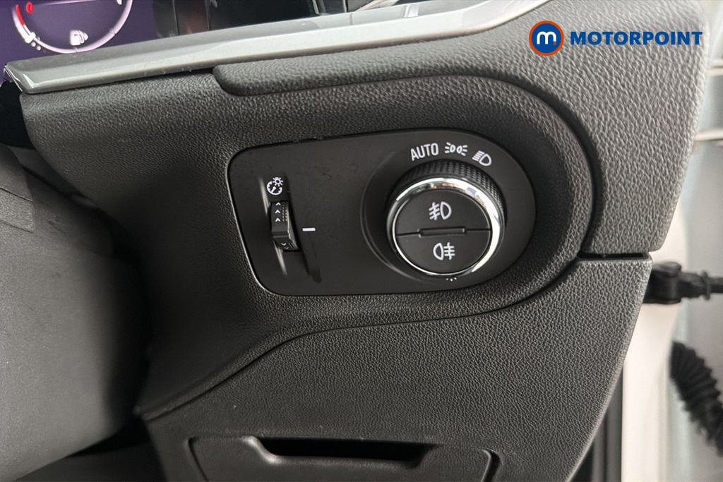 Vauxhall Grandland Ultimate Automatic Petrol Plug-In Hybrid SUV - Stock Number (1661855) - 11th supplementary image