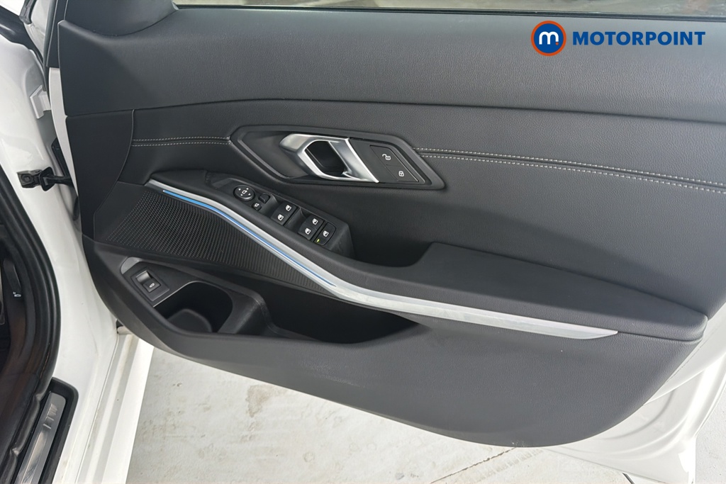 BMW 3 Series M Sport Automatic Petrol Saloon - Stock Number (1663807) - 18th supplementary image