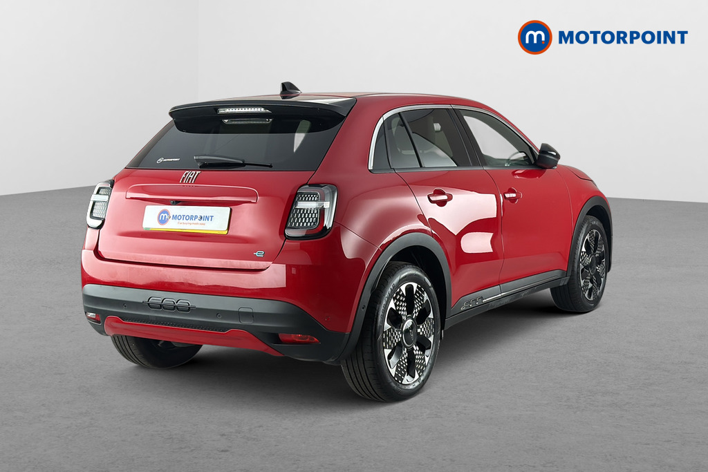 Fiat 600 La Prima Automatic Electric SUV - Stock Number (1666472) - Passenger side rear corner