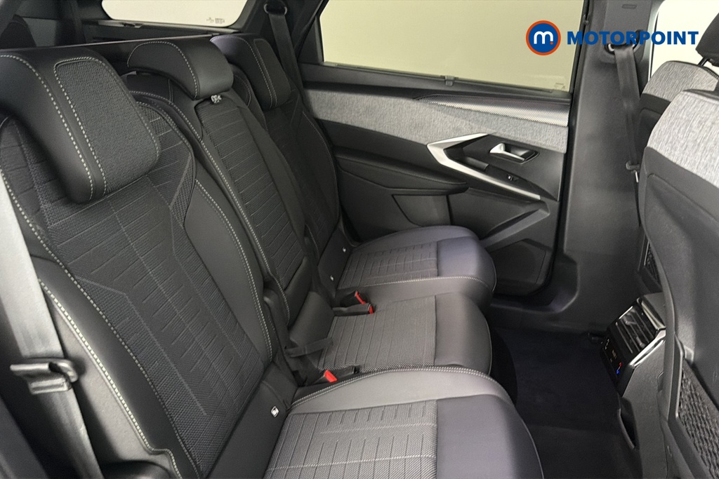 Peugeot 5008 GT Automatic Electric SUV - Stock Number (1666948) - 25th supplementary image