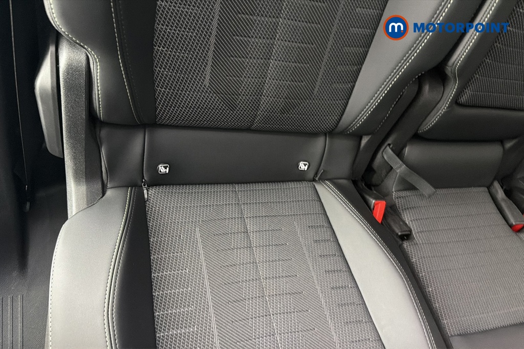 Peugeot 5008 GT Automatic Electric SUV - Stock Number (1666948) - 27th supplementary image
