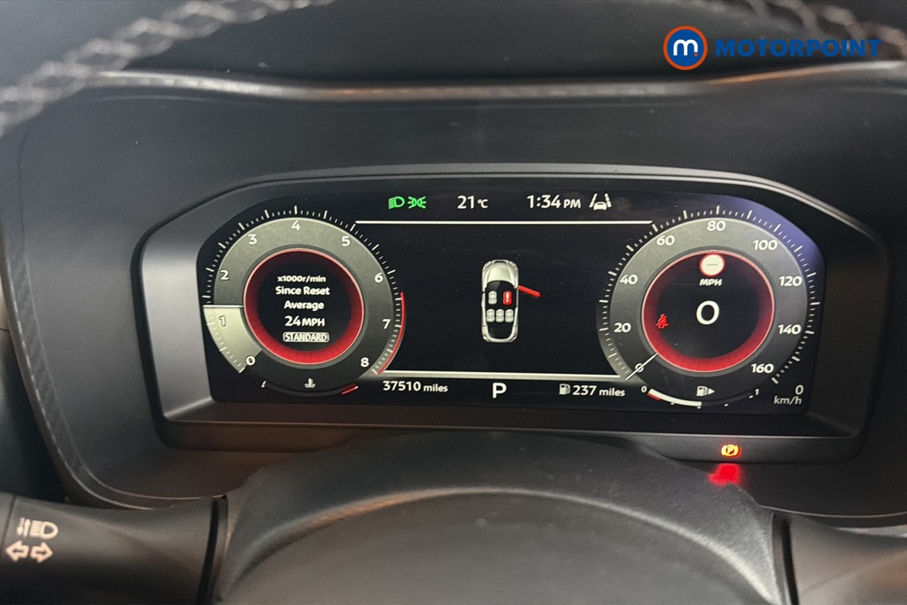 Nissan Juke N-Connecta Automatic Petrol SUV - Stock Number (1667450) - 7th supplementary image