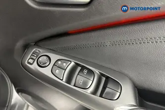 Nissan Juke N-Connecta Automatic Petrol SUV - Stock Number (1667450) - 19th supplementary image