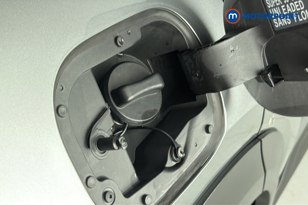 Nissan Juke N-Connecta Automatic Petrol SUV - Stock Number (1667450) - 41st supplementary image