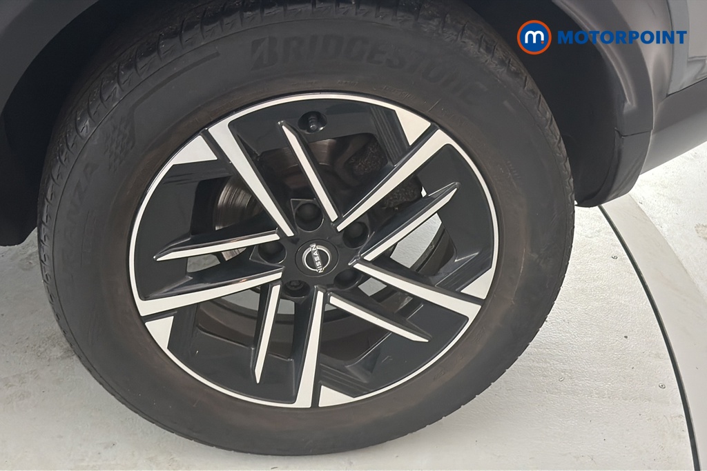 Nissan Juke N-Connecta Automatic Petrol SUV - Stock Number (1667450) - 45th supplementary image