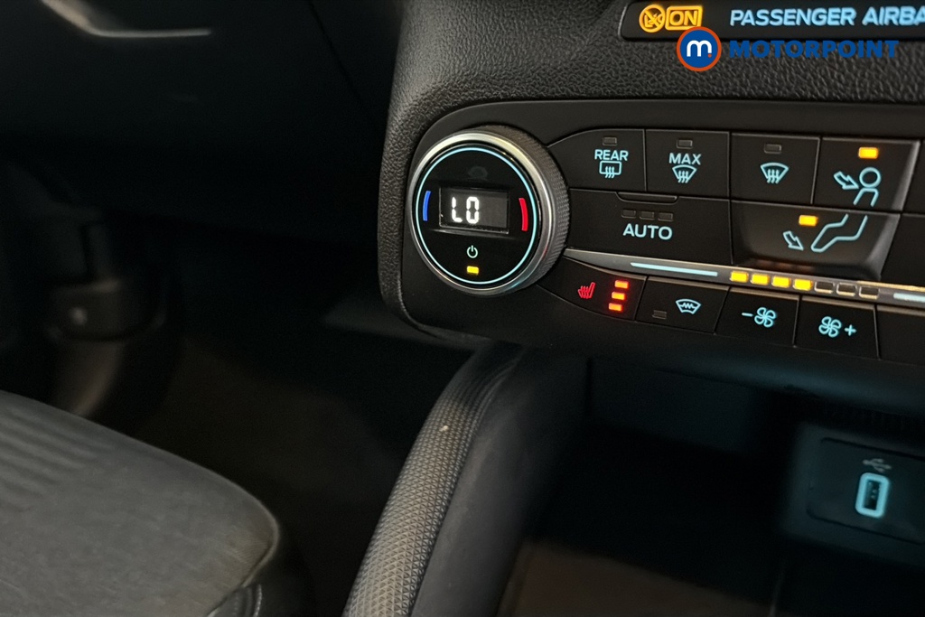 Ford Focus Active X Automatic Petrol Hatchback - Stock Number (1667872) - 14th supplementary image