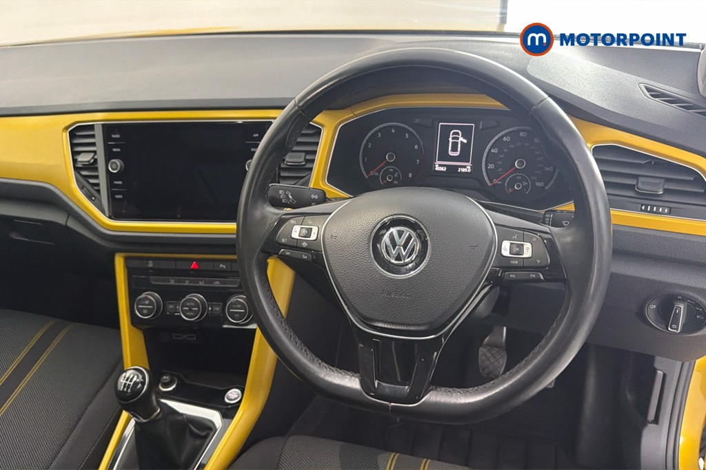 Volkswagen T-Roc Design Manual Petrol SUV - Stock Number (1667905) - 2nd supplementary image