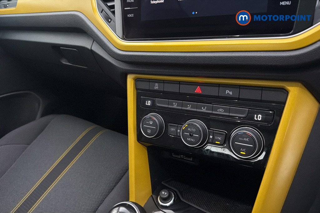 Volkswagen T-Roc Design Manual Petrol SUV - Stock Number (1667905) - 12th supplementary image