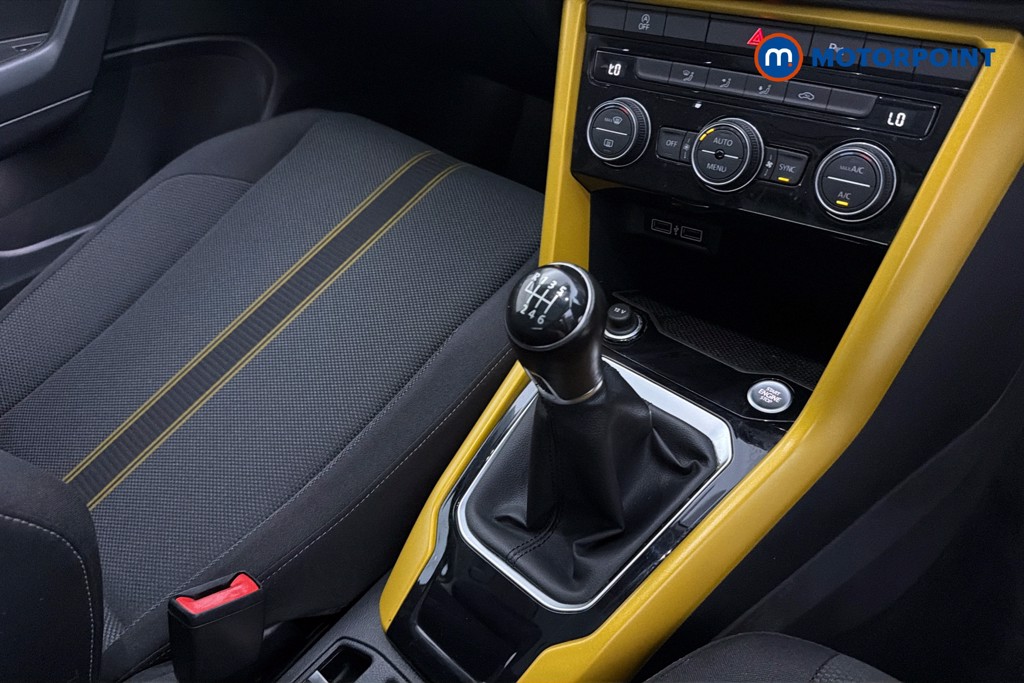 Volkswagen T-Roc Design Manual Petrol SUV - Stock Number (1667905) - 15th supplementary image