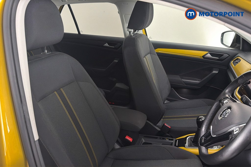 Volkswagen T-Roc Design Manual Petrol SUV - Stock Number (1667905) - 22nd supplementary image