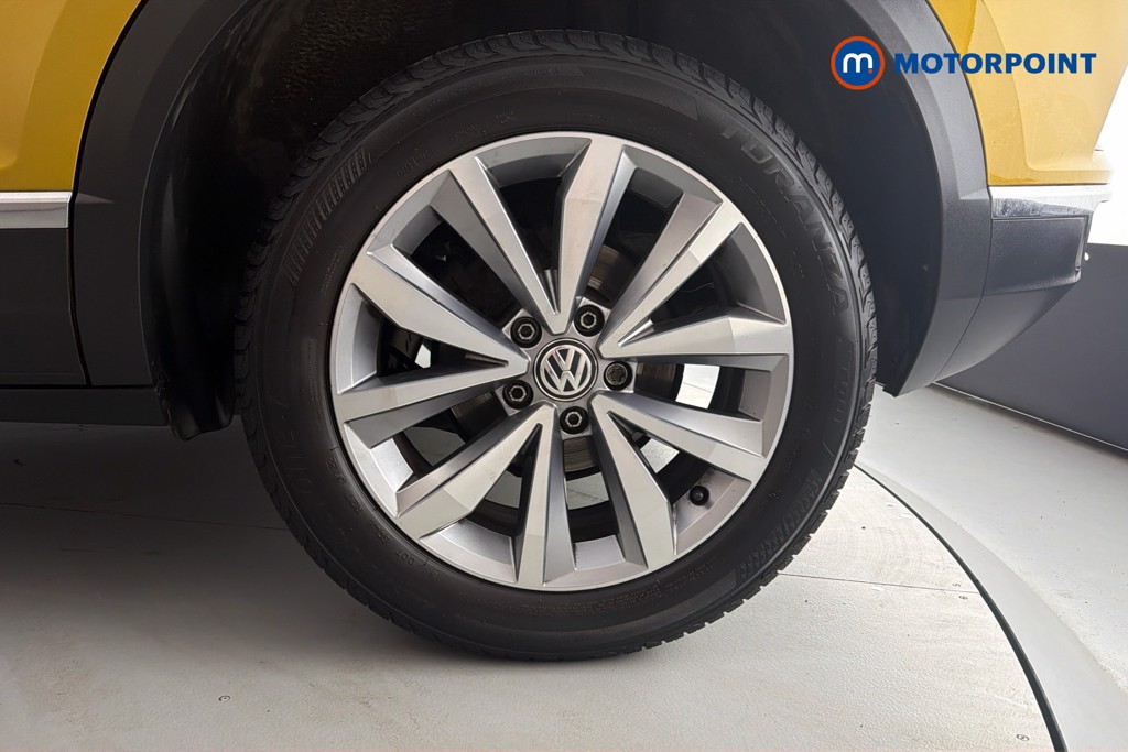 Volkswagen T-Roc Design Manual Petrol SUV - Stock Number (1667905) - 48th supplementary image