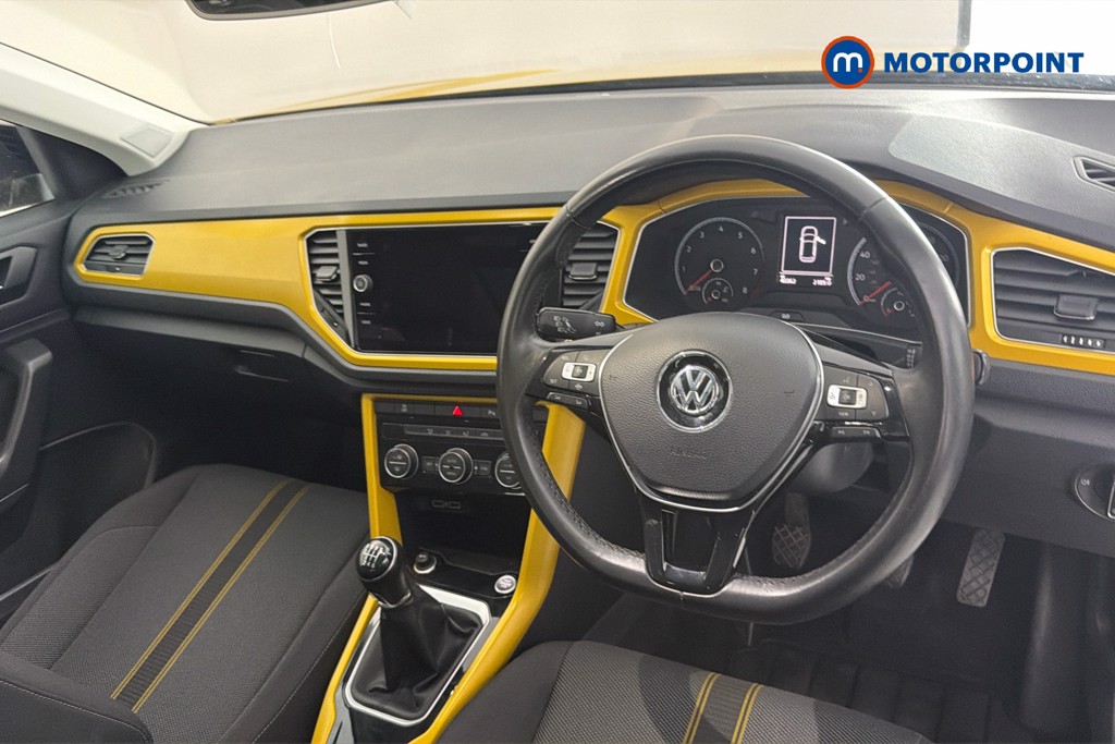 Volkswagen T-Roc Design Manual Petrol SUV - Stock Number (1667905) - 1st supplementary image