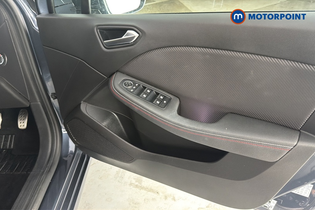 Renault Clio Rs Line Automatic Petrol-Electric Hybrid Hatchback - Stock Number (1668210) - 18th supplementary image