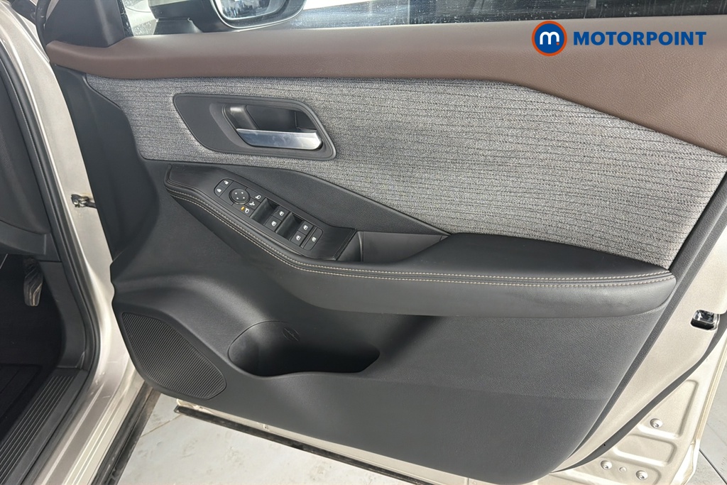 Nissan X-Trail N-Connecta Automatic Petrol-Electric Hybrid SUV - Stock Number (1668424) - 18th supplementary image