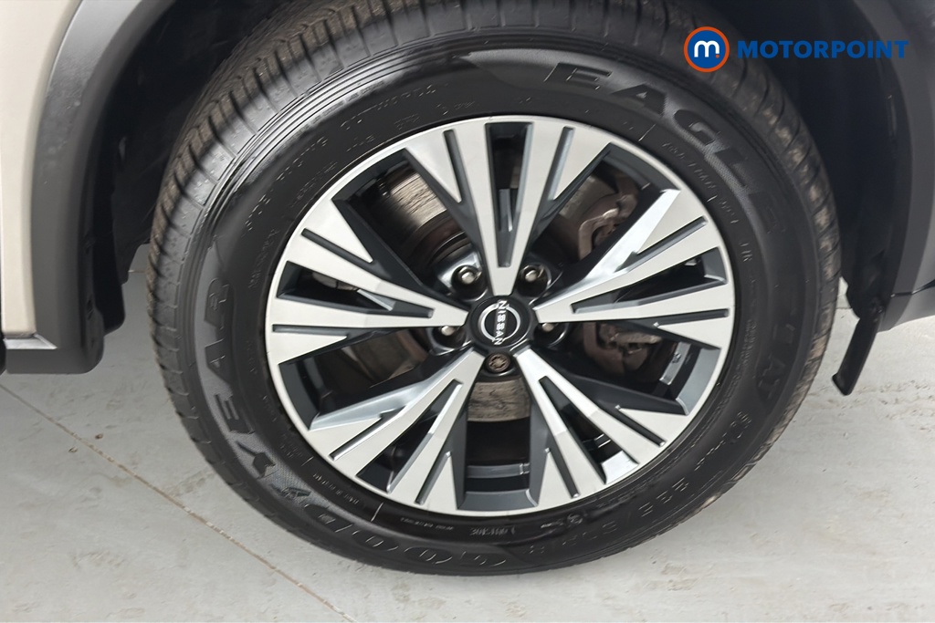 Nissan X-Trail N-Connecta Automatic Petrol-Electric Hybrid SUV - Stock Number (1668424) - 47th supplementary image