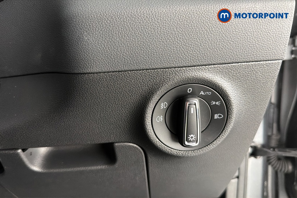 Skoda Karoq Se L Automatic Petrol SUV - Stock Number (1669174) - 11th supplementary image