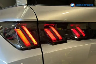 Peugeot 5008 Allure Premium Automatic Petrol SUV - Stock Number (1669339) - 997th supplementary image