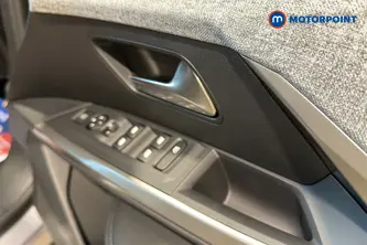 Peugeot 5008 Allure Premium Automatic Petrol SUV - Stock Number (1669339) - 19th supplementary image