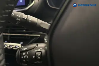 Peugeot 2008 Allure Manual Petrol SUV - Stock Number (1670021) - 5th supplementary image