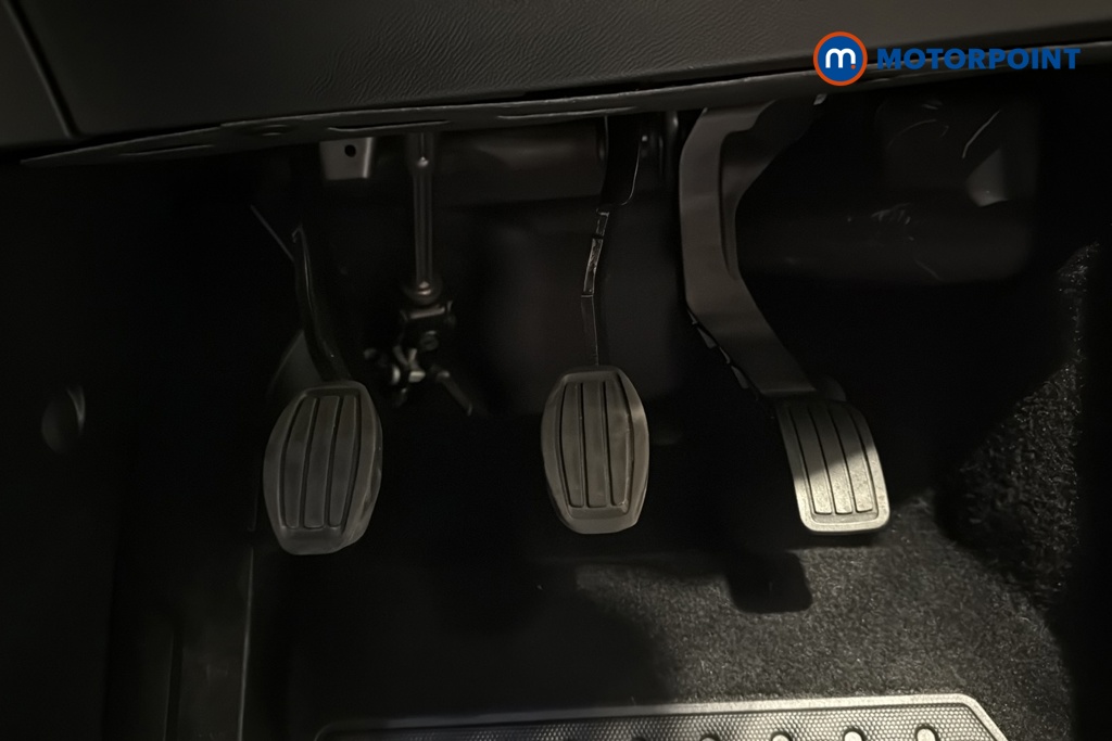 Peugeot 2008 Allure Manual Petrol SUV - Stock Number (1670021) - 24th supplementary image