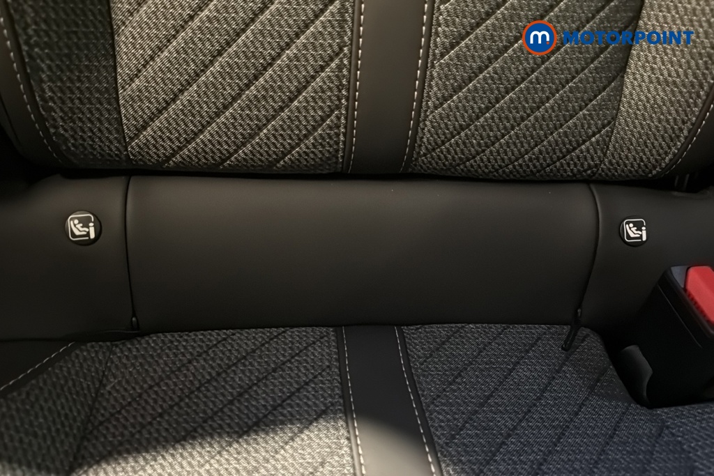 Peugeot 2008 Allure Manual Petrol SUV - Stock Number (1670021) - 27th supplementary image