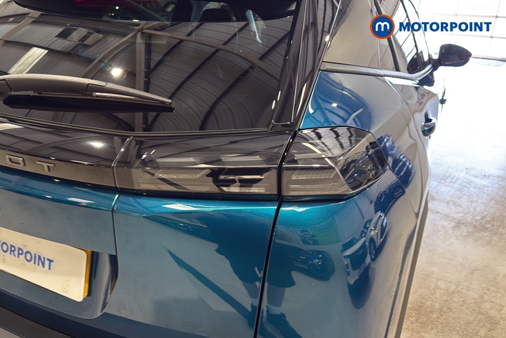 Peugeot 2008 Allure Manual Petrol SUV - Stock Number (1670021) - 36th supplementary image