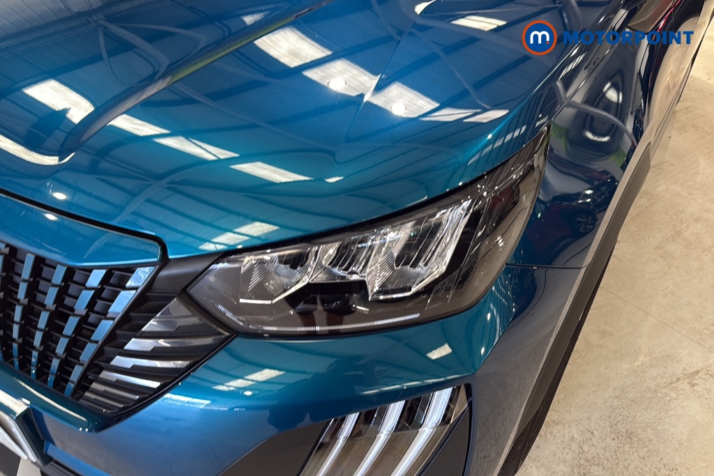 Peugeot 2008 Allure Manual Petrol SUV - Stock Number (1670021) - 42nd supplementary image