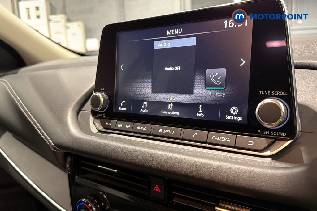 Nissan Qashqai Acenta Premium Manual Petrol SUV - Stock Number (1670969) - 8th supplementary image