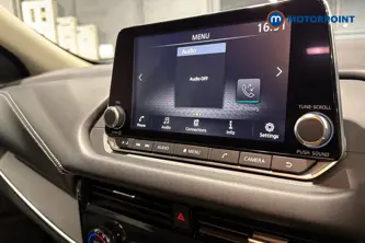 Nissan Qashqai Acenta Premium Manual Petrol SUV - Stock Number (1670969) - 8th supplementary image